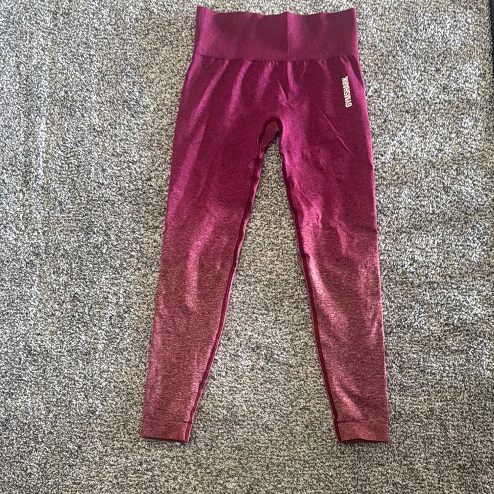Gymshark women’s Gradient Leggings - Pink and Purple small